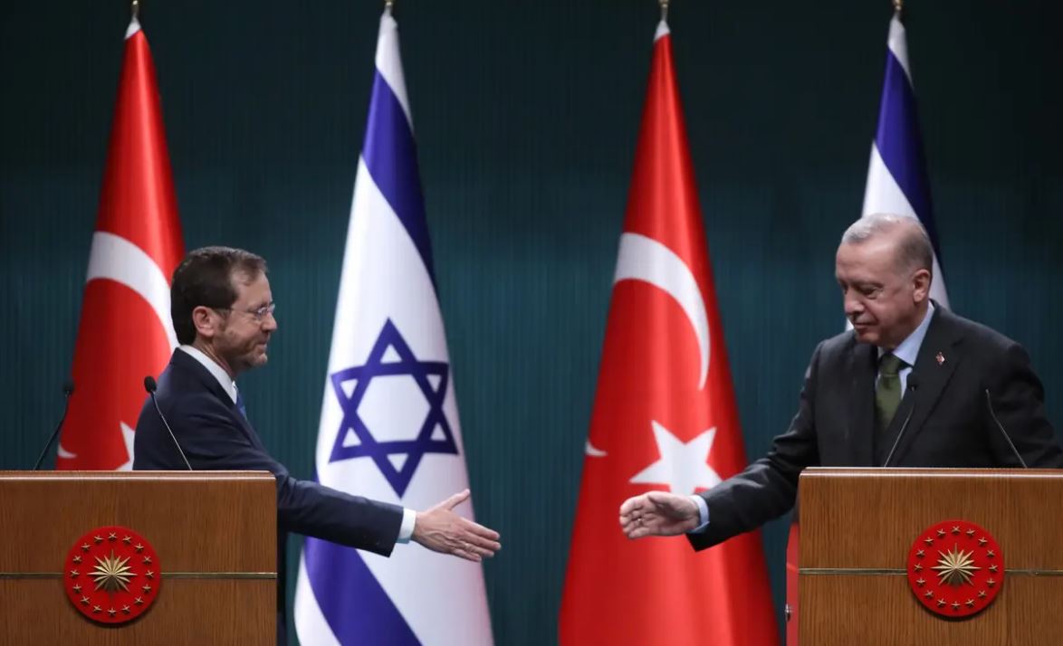 Erdogan à Mahmoud Abbas: Notre relation avec Israël n’affectera en rien notre soutien à la cause palestinienne