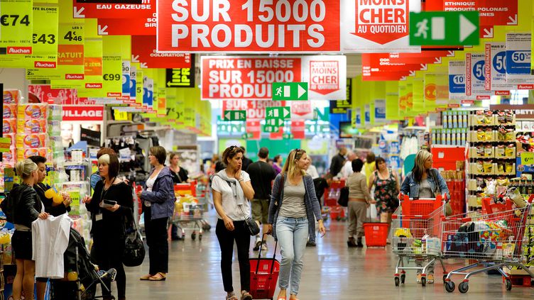 France : Macron avait raison, fini “l’abondance”, l’inflation à 10% d’ici fin 2022