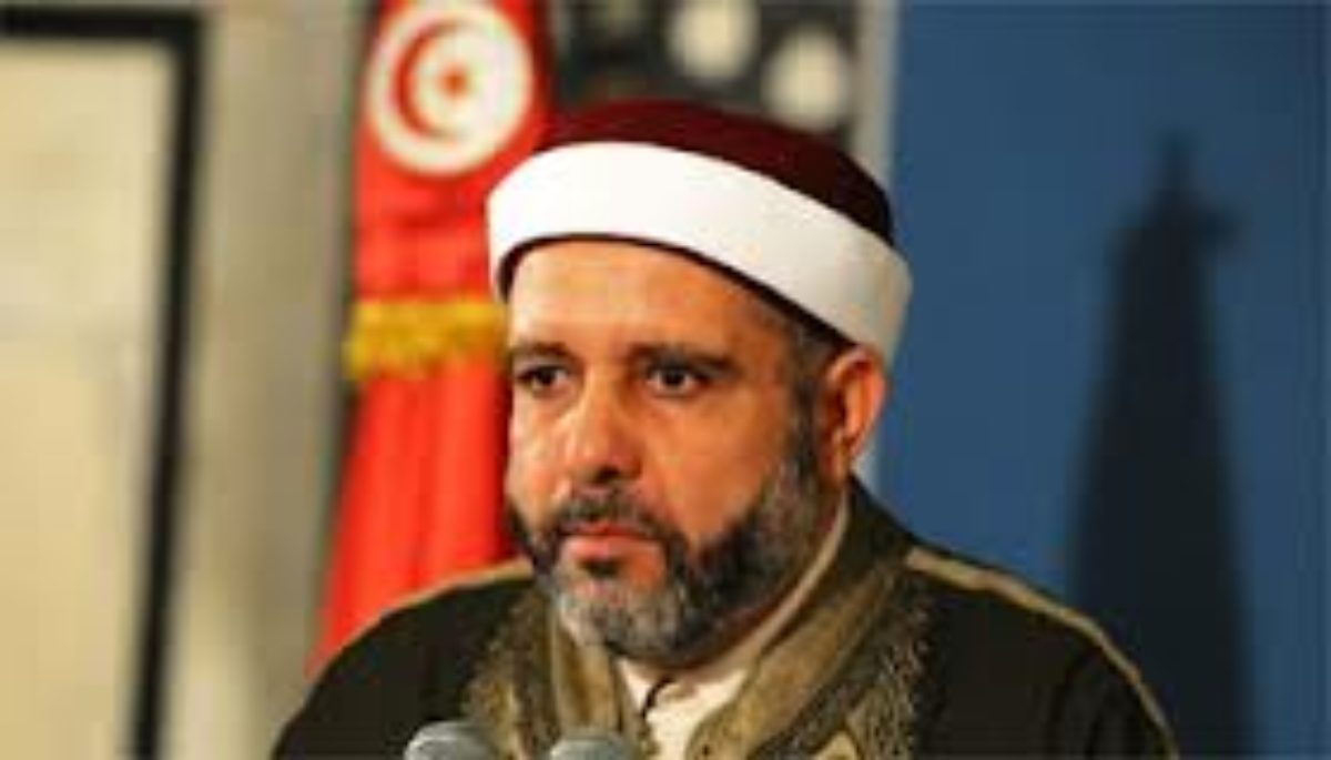 Tunisie – Noureddine Khadmi proteste à l’aéroport suite à son interdiction de quitter le territoire