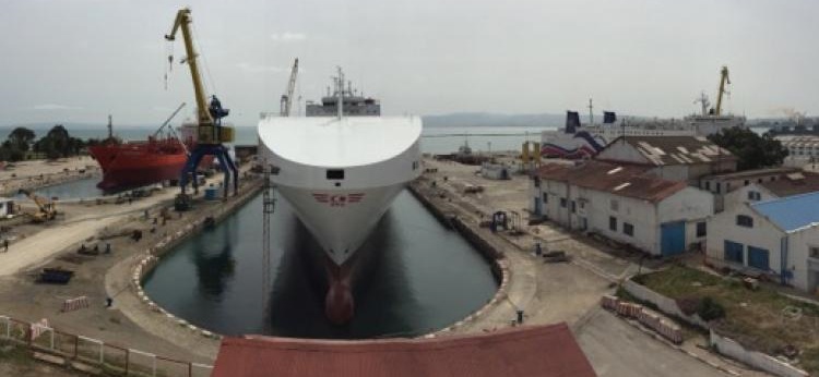 Tunisie – Port de Menzel Bourguiba : Un ouvrier fait une chute mortelle