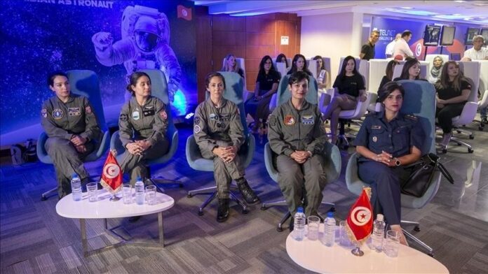 La Tunisie se prépare à envoyer une astronaute pour une mission à la station spatiale