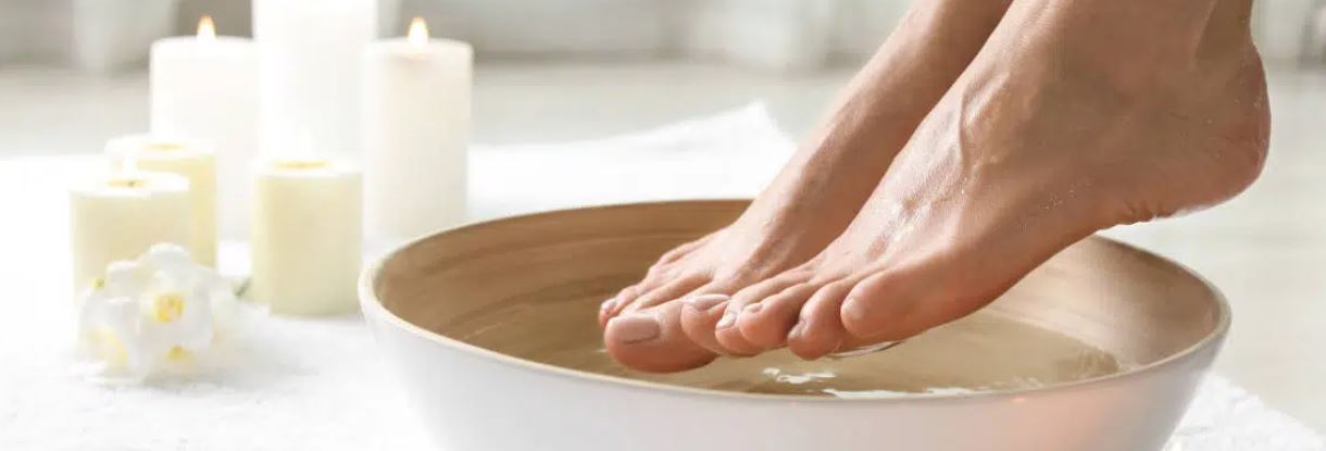 TN beauté : Comment faire un bain de pieds au vinaigre ?