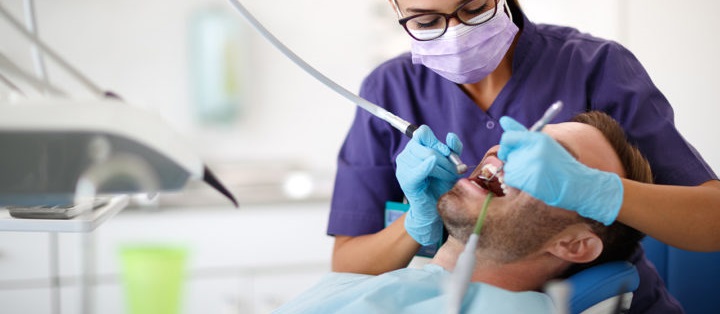 Tunisie – Vers une prochaine majoration des honoraires des dentistes