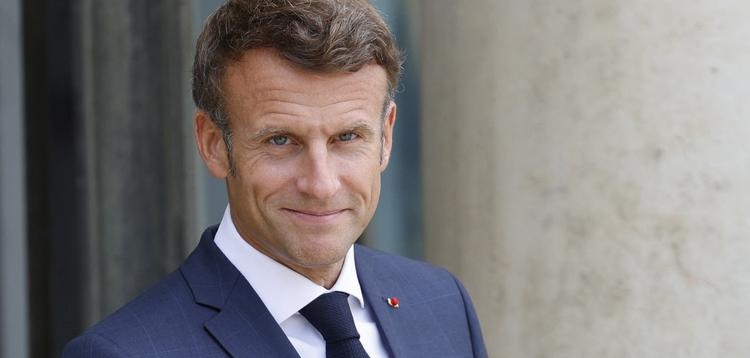 Macron devient le président d’honneur de Renaissance – النهضة Ennahdha!