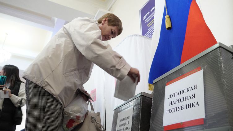 Référendum en Ukraine : Le oui à l’annexion de territoires ukrainiens l’emporte
