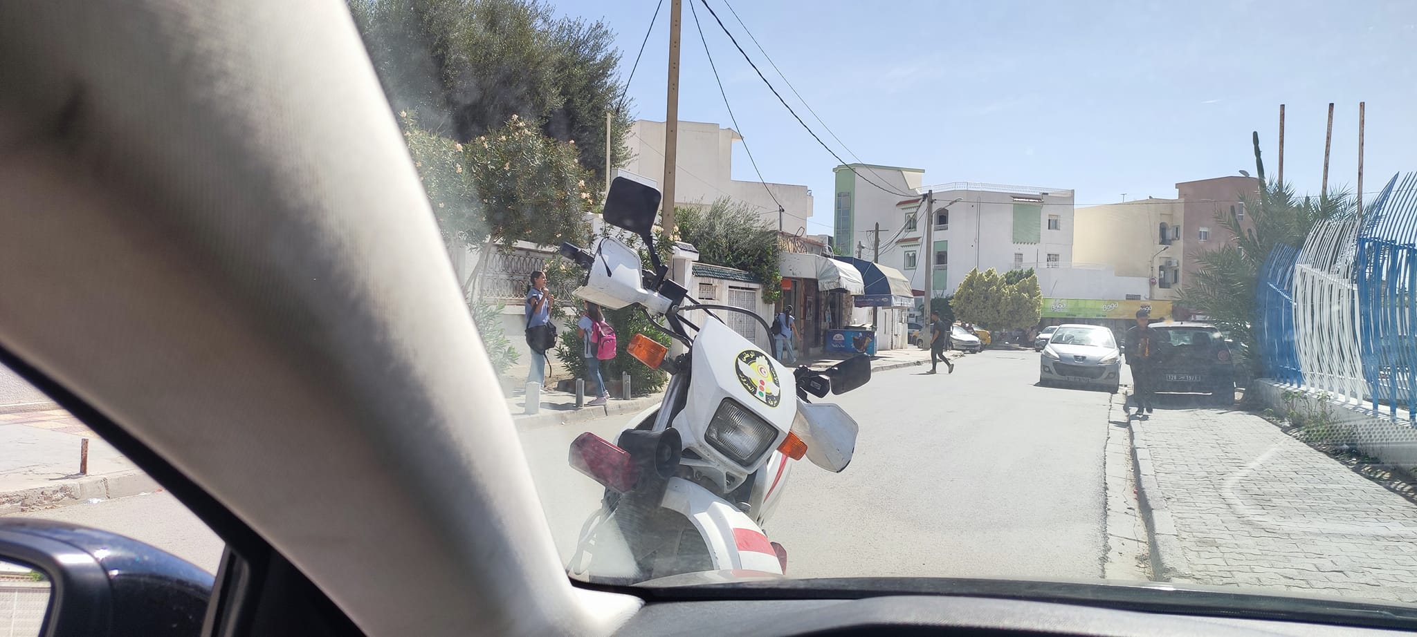 Tunisie – Saisie de la voiture de fonction de Sami Ben Slama en pleine rue