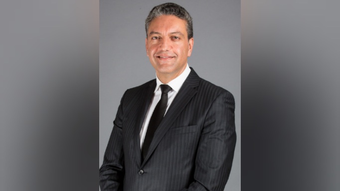 T S Bank : Amel Zaoui passe le flambeau à…