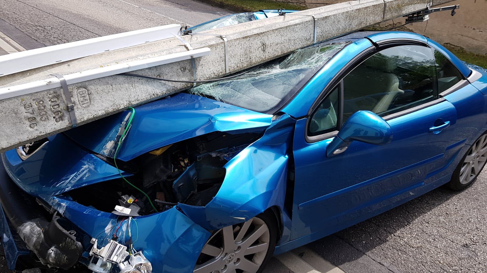 Tunisie – Le Bardo : Décès d’un conducteur dans l’accident de sa voiture sur un poteau d’éclairage