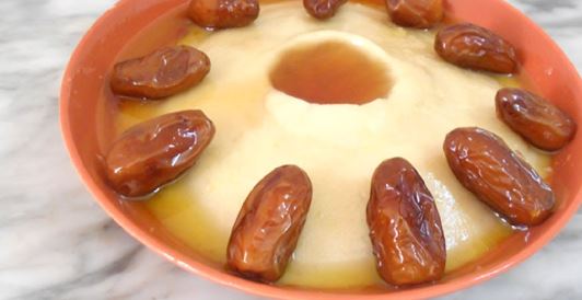 Recette : Assida tunisienne à la semoule et au miel