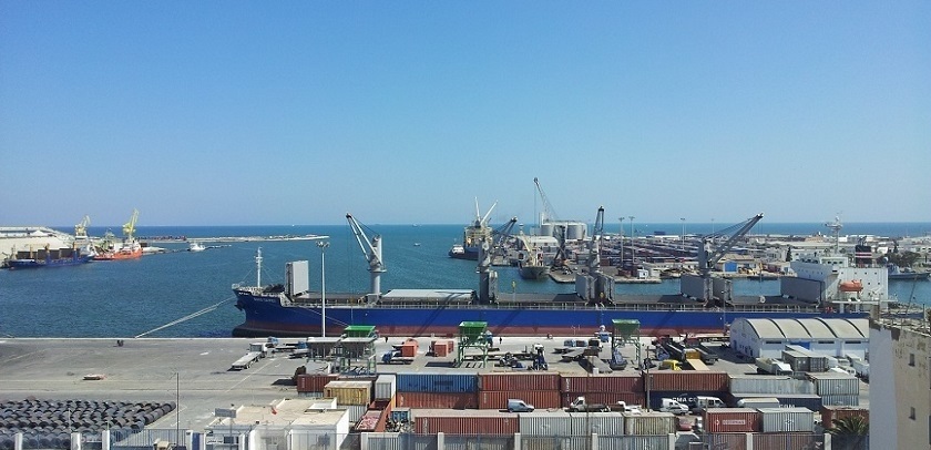 Tunisie – Arrivée de deux cargos chargés de carburants
