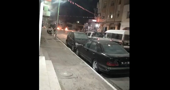 Tunisie – VIDEO : Des protestations nocturnes secouent Moknine