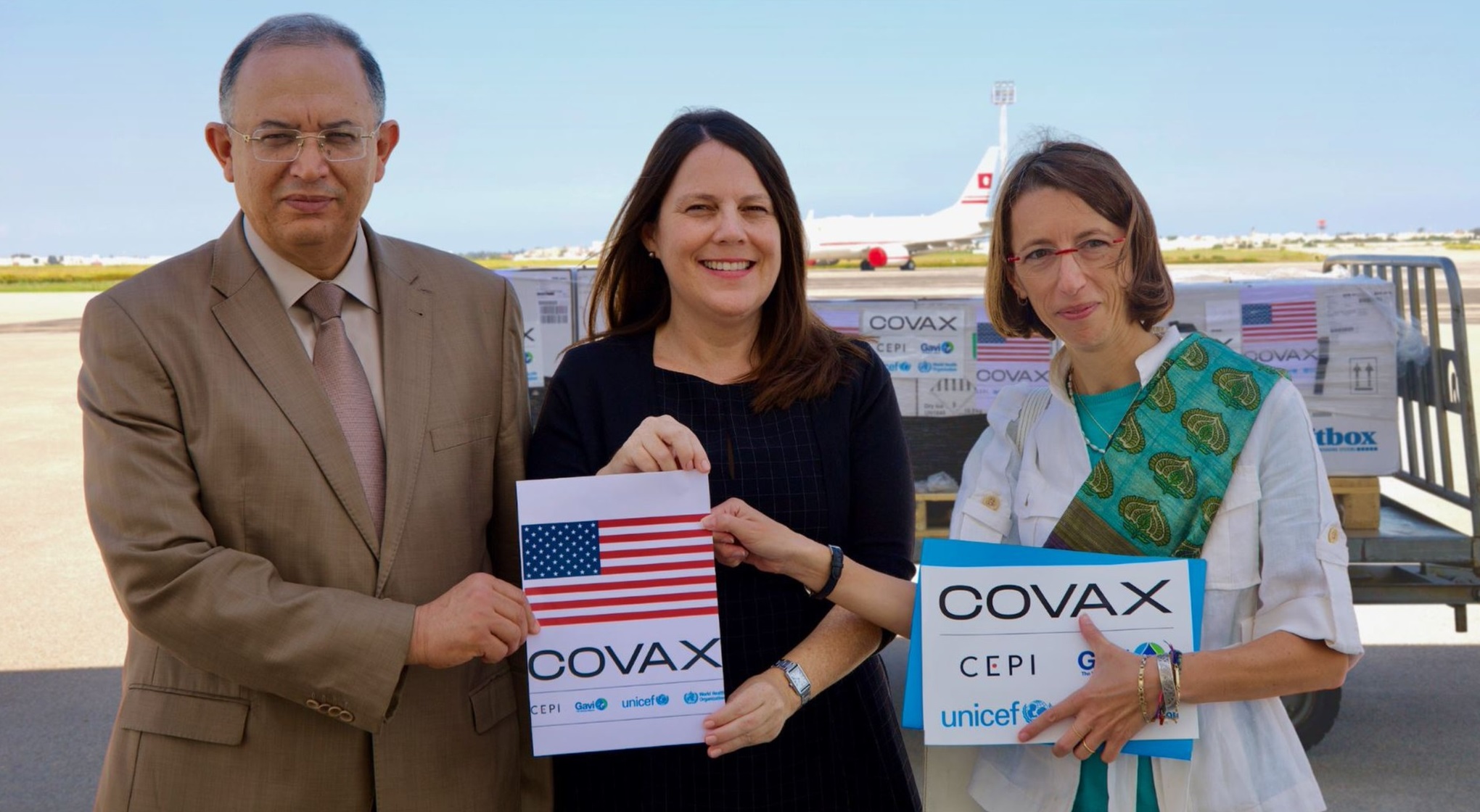 Tunisie – Les USA livrent à la Tunisie 100.620 doses de vaccin anti covid Pfizer
