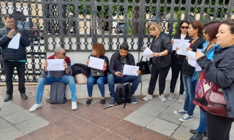 Les journalistes suspendent leur sit-in suite à la signature d’un accord avec le ministère des Affaires Sociales [Audio]
