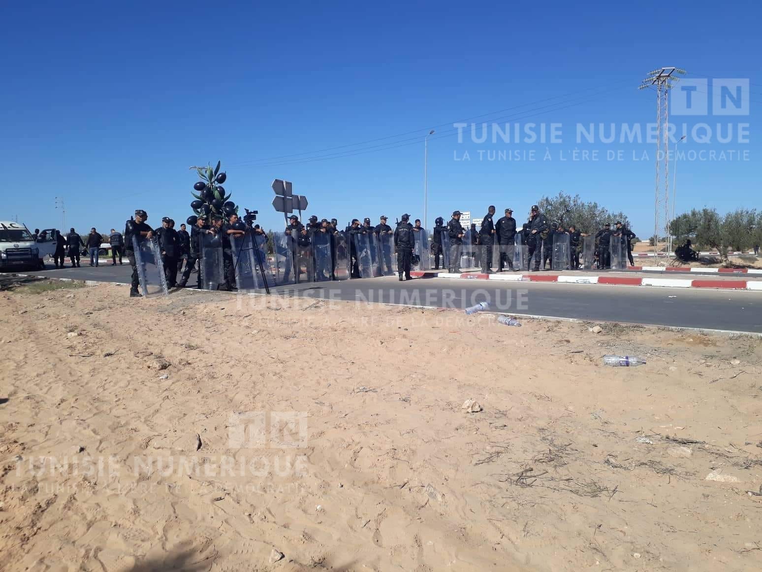 Des tensions entre les forces de l’ordre et les habitants de Zarzis [Photos]