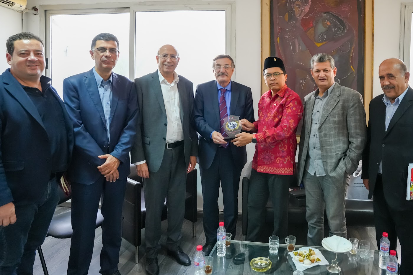 Les membres de la FTDJ discutent des possibilités de coopération avec l’ambassadeur d’Indonésie
