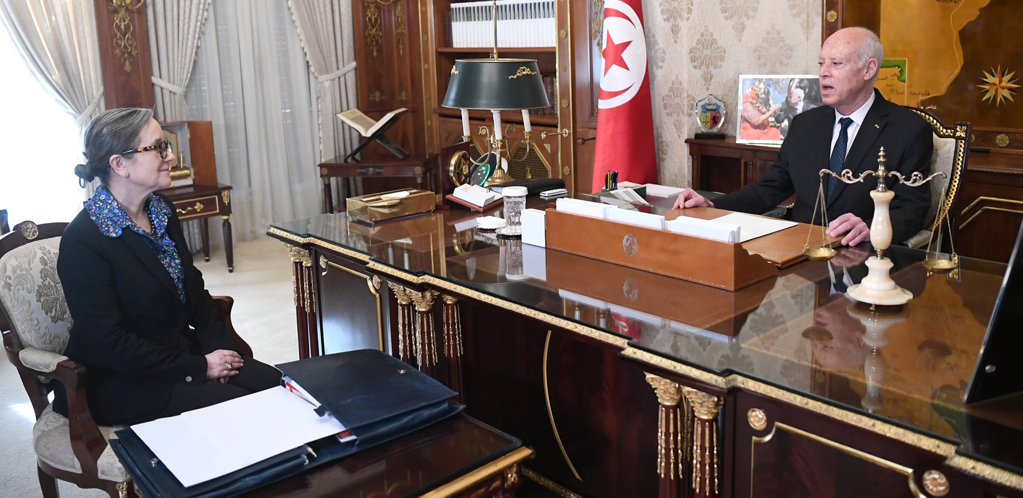 Tunisie – Saïed appelle Bouden à mieux contrôler les prix et la disponibilité des produits