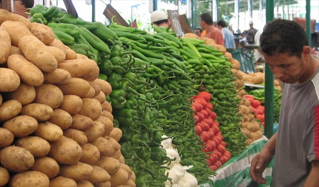 Tunisie: Interception de trois camions chargés de 10 tonnes de légumes