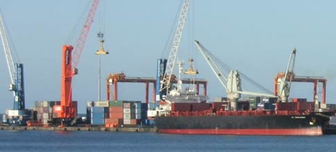 Tunisie – Un navire chargé de sucre en provenance du Brésil accoste à Bizerte