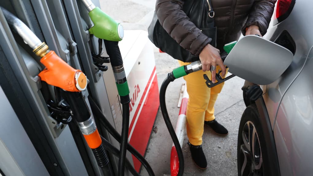 Tunisie: Le prix de l’essence atteindra les 5 dinars, au cours des prochains mois !