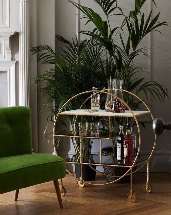 Des chariots de service style vintage