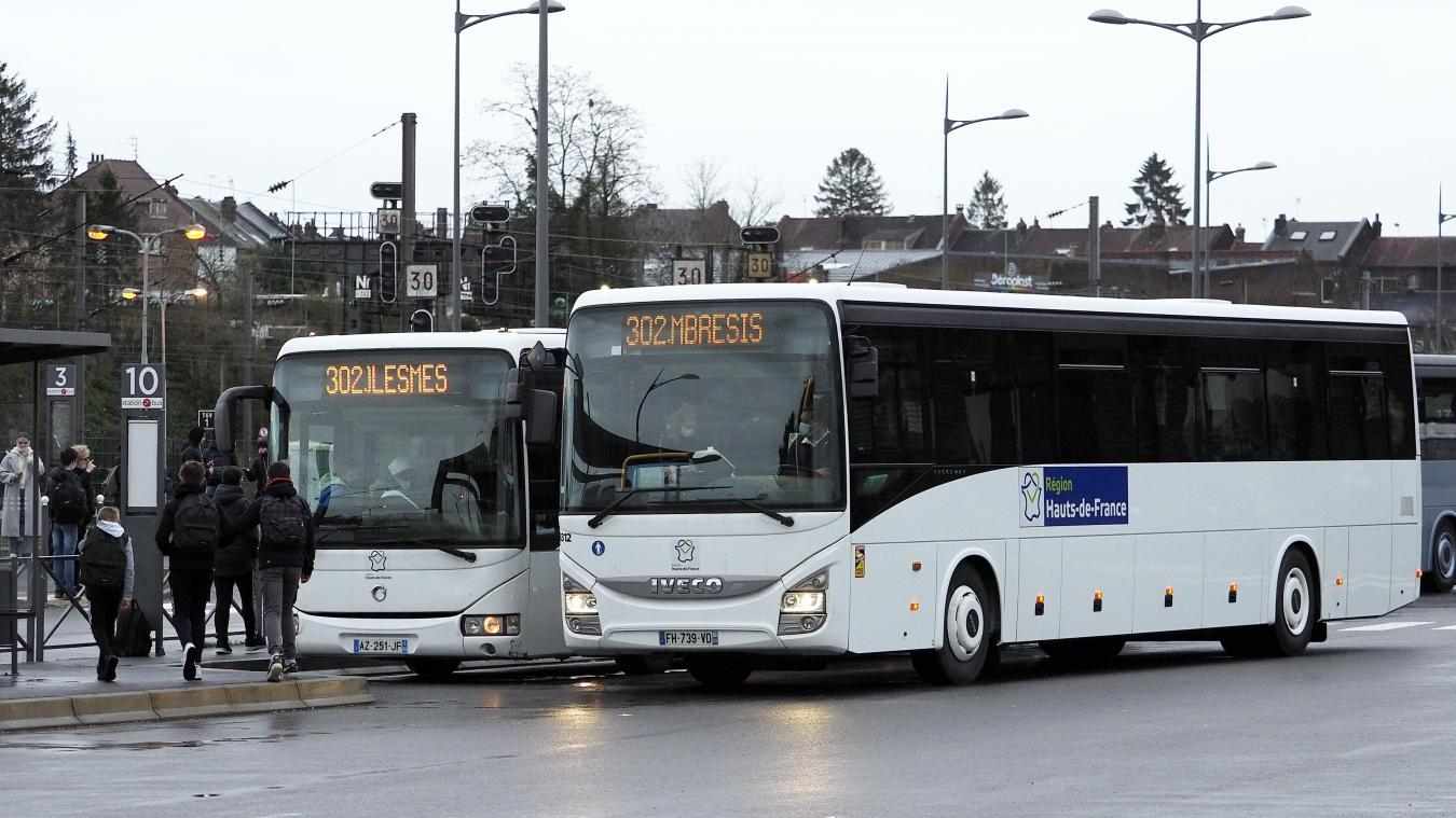 La France se tiermondise : Fonctionnaire plus “petit boulot”, et c’est légal