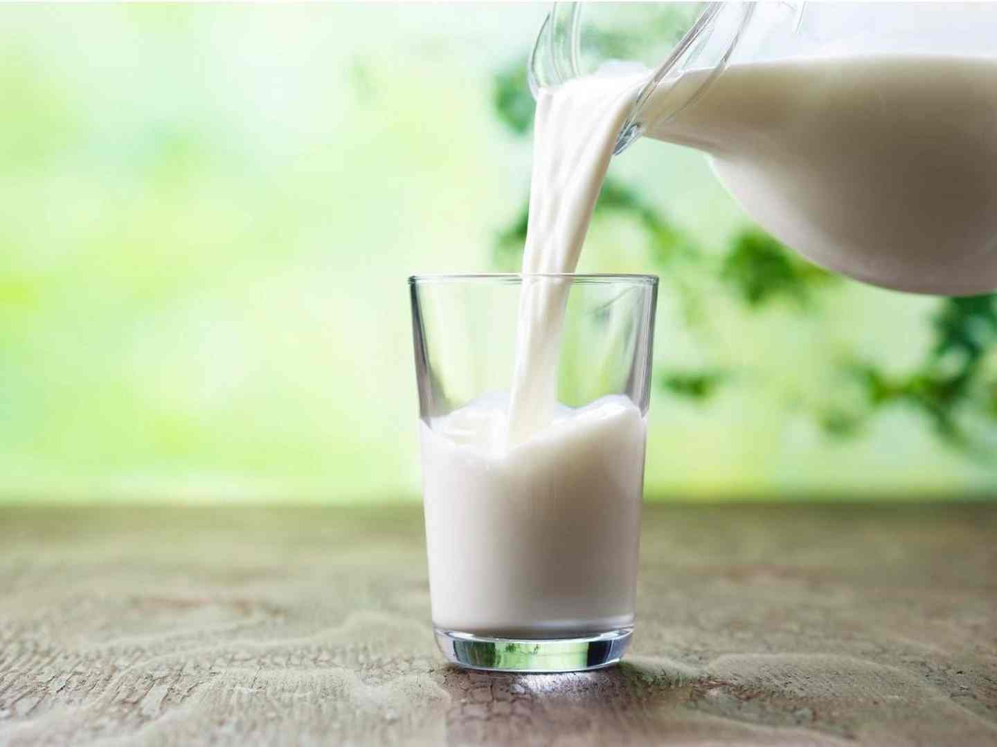 Nabeul: Arrestation d’un homme et saisie de 2 880 litres de lait subventionné (Déclaration)