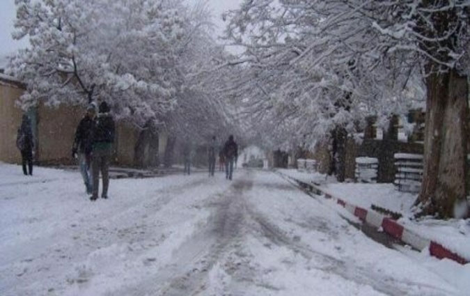 Chute de neige à Béja: Suspension des cours dans 7 établissements éducatifs à Amdoun
