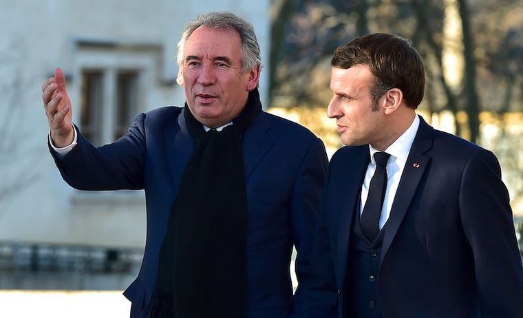 France-Retraites : Après Hollande, Bayrou lâche publiquement Macron