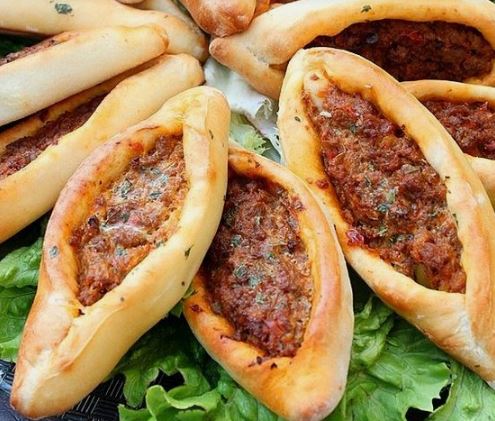 Recette : “Kiymali pide” Pizza turque à la viande hachée