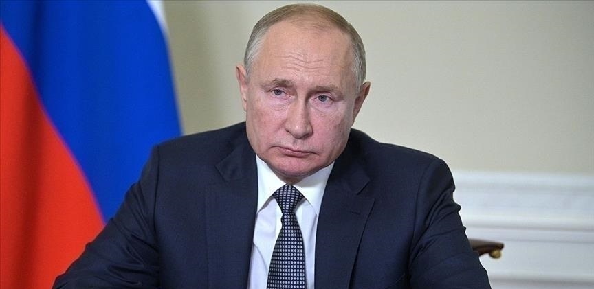 Poutine se retire des accords de désarmement nucléaire et envisage de reprendre les essais