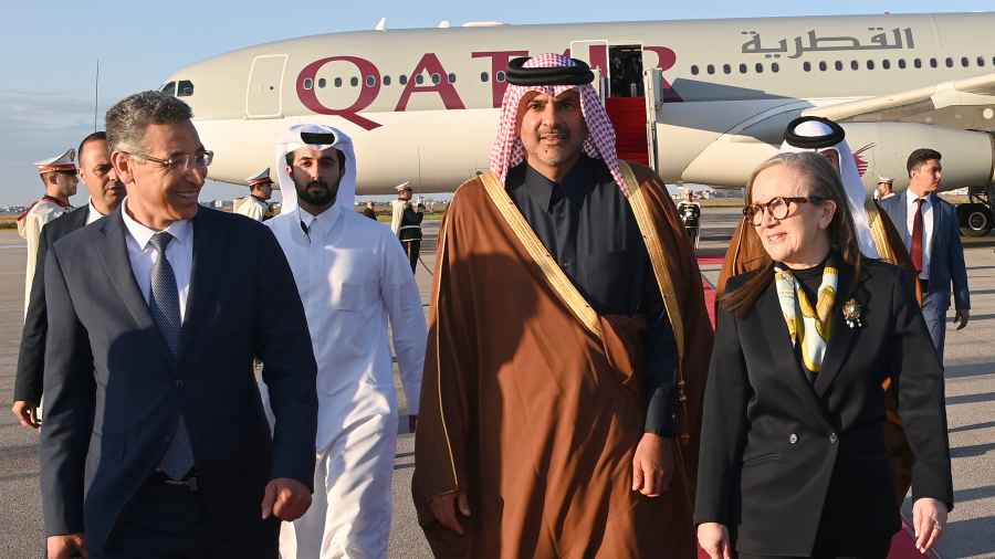 Le président du conseil des ministres qatari en visite de travail en Tunisie à la tête d’une forte délégation