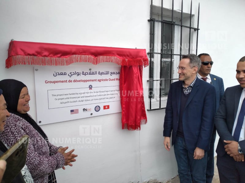 Béja: L’ambassadeur des Etats-Unis à Tunis inaugure un groupement de développement agricole [Photos]