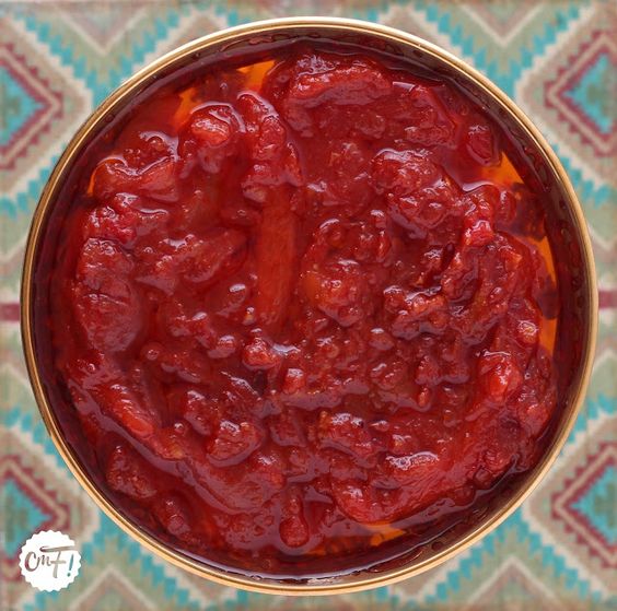 Salade méchouia tunisienne de poivrons rouges