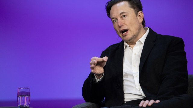 Elon Musk partage une vidéo de la manifestation pro-Palestine à New York : une réponse aux pressions de l’Union européenne ?