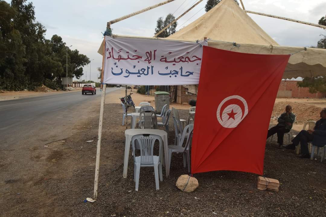 Kairouan: L’association “Ijtihad” organise une table d’Iftar pour les usagers de la route