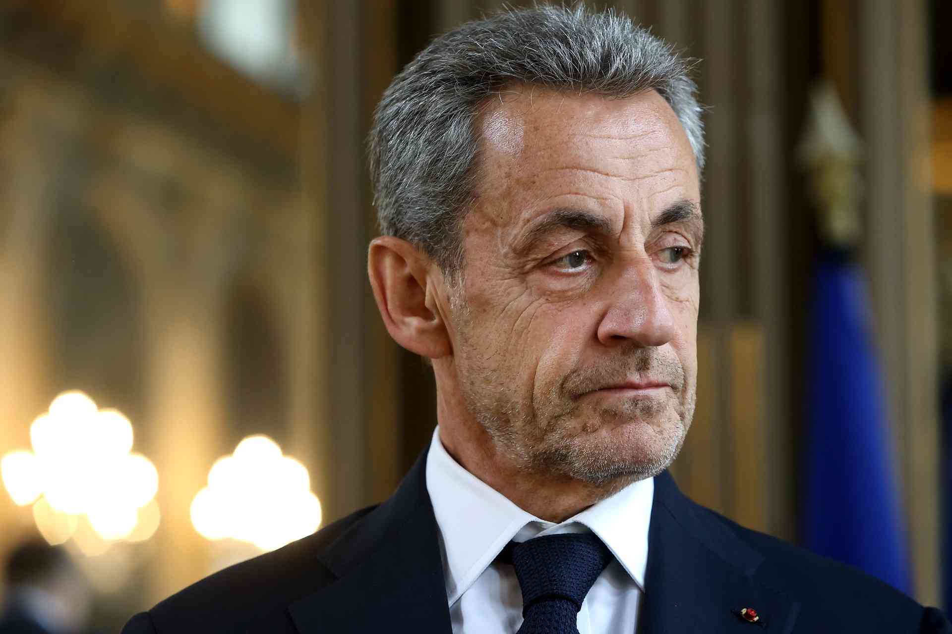 Lionel Jospin Critique Nicolas Sarkozy pour ses Positions en Faveur de la Russie dans la Crise Ukrainienne