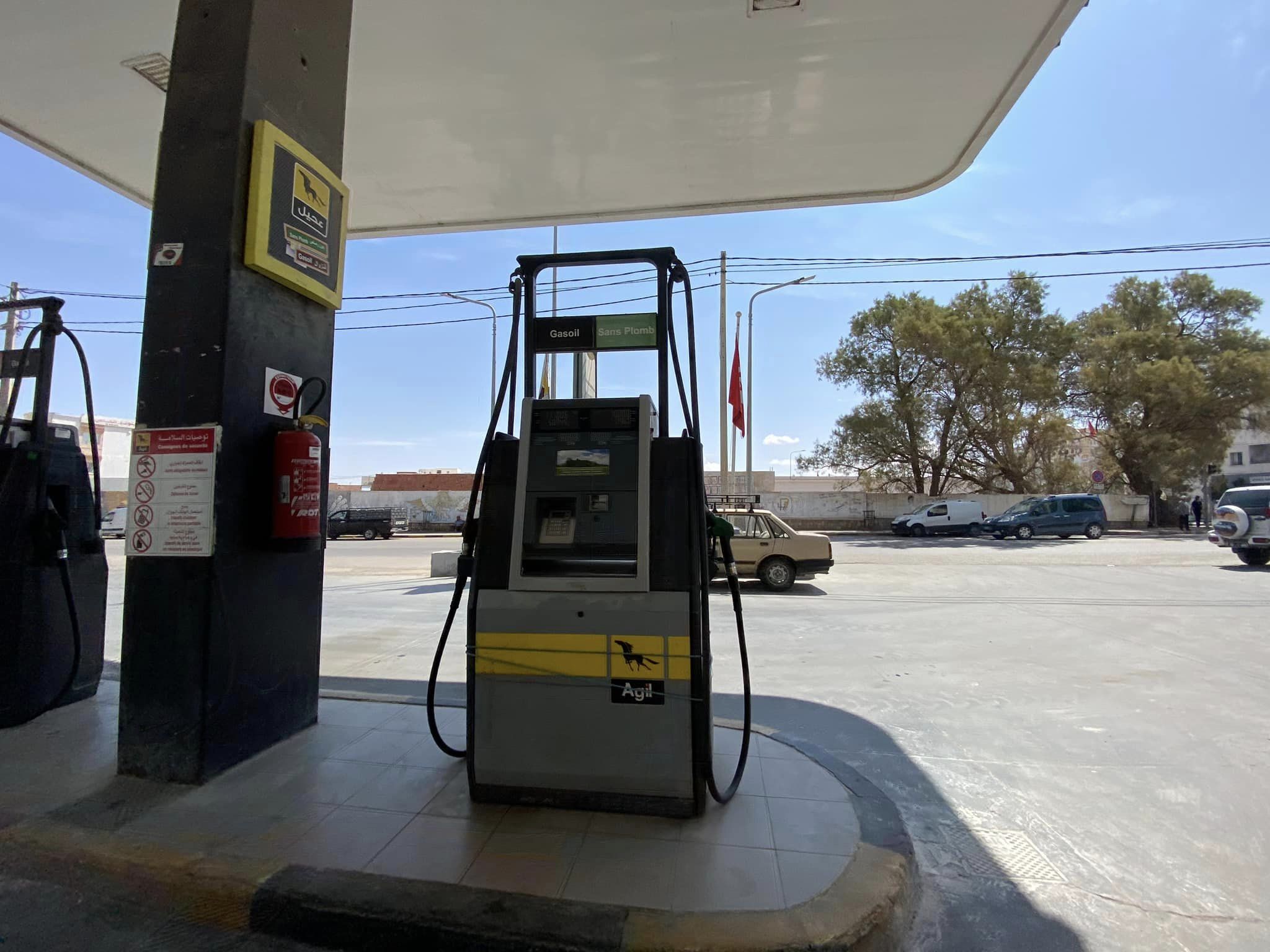 Médenine: Le carburant est désormais disponible dans les stations-services (Photos)