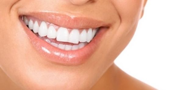 TN Beauté : Les habitudes à bannir pour avoir les dents blanches
