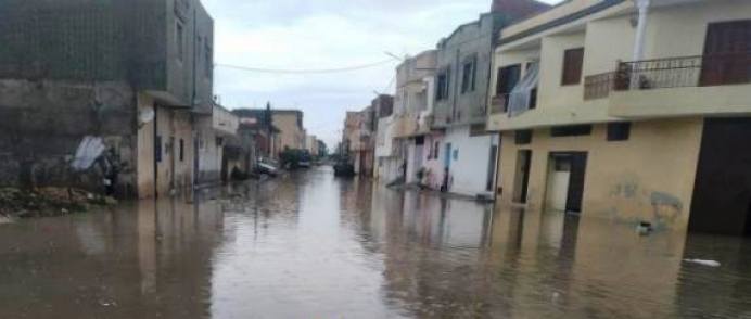 Tunisie – Intervention de la protection civile après des inondations à Kalaât Landalous