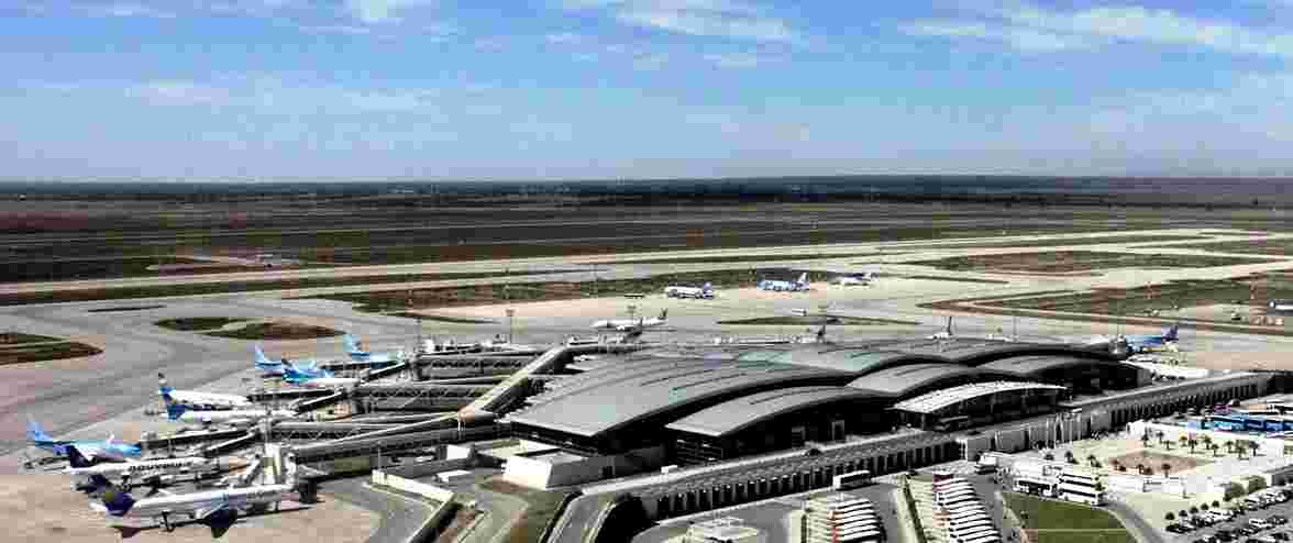 Tunisie – Aéroport d’Enfidha : atterrissage de 15 avions avec plus de 2000 touristes en 24 heures