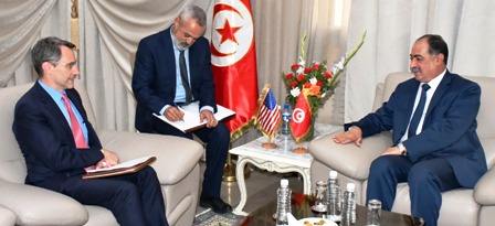 Tunisie – l’ambassadeur US à Tunis s’intéresse au problème de la migration clandestine