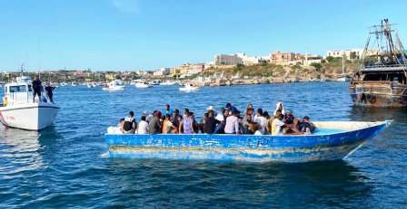 Lampedusa : Les débarquements de clandestins ne s’arrêtent plus