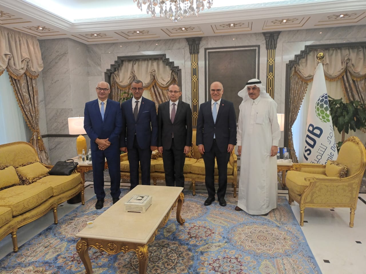 La coopération entre la Tunisie et la BID objet d’une rencontre entre Nabil Ammar et Mohammed Suleiman Al-Jasser
