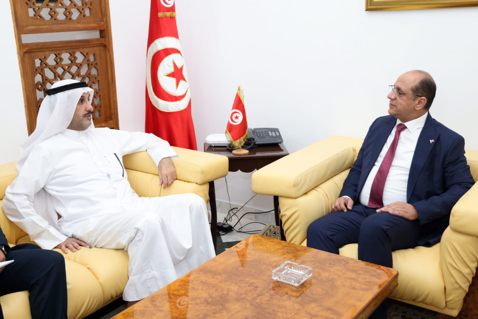 Le renforcement de la coopération bilatérale dans le domaine sociale objet d’une rencontre entre Malek Zahi et le DG de l’organisation arabe du travail
