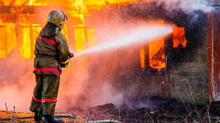 Incendies à Tabarka: Aucun blessé n’a été enregistré parmi les citoyens