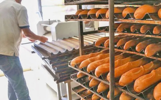Crise du pain: Reprise de l’approvisionnement des boulangeries non classées en farine et semoule
