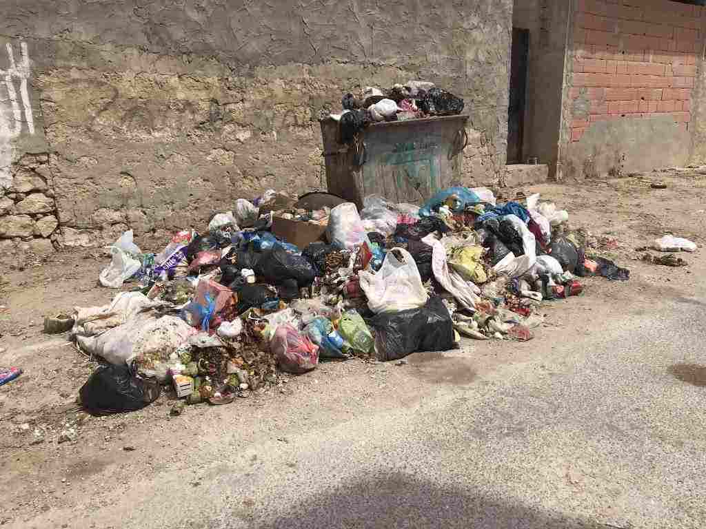 Nabeul : Les habitants appellent à résoudre le problème de l’accumulation de déchets ( Photos)