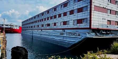 Grande Bretagne : Les migrants évacués de la barge Bibby Stockholm pour grand risque infectieux