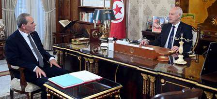 Tunisie – Saïed demande à accélérer la révision minutieuse des recrutements dans la fonction depuis 2011