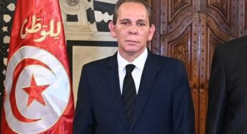 Ahmed Hachani donne le coup d’envoi de l’année scolaire (Vidéo)